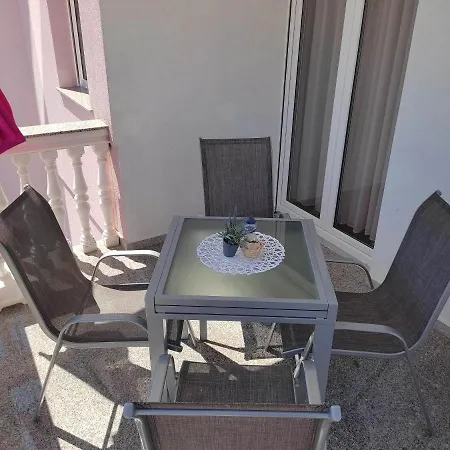 Apartman Sramek *
